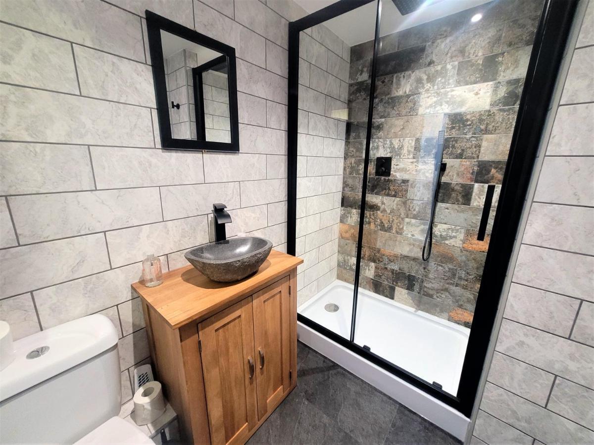 New County Hotel & Serviced Apartments By Roomsbooked Gloucester Eksteriør bilde