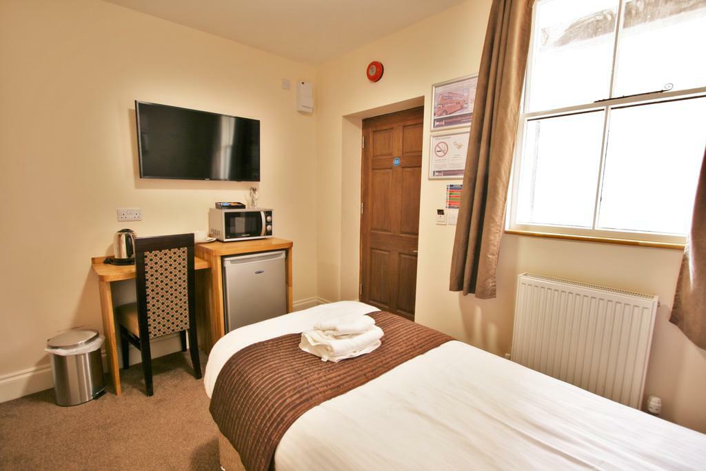 New County Hotel & Serviced Apartments By Roomsbooked Gloucester Rom bilde