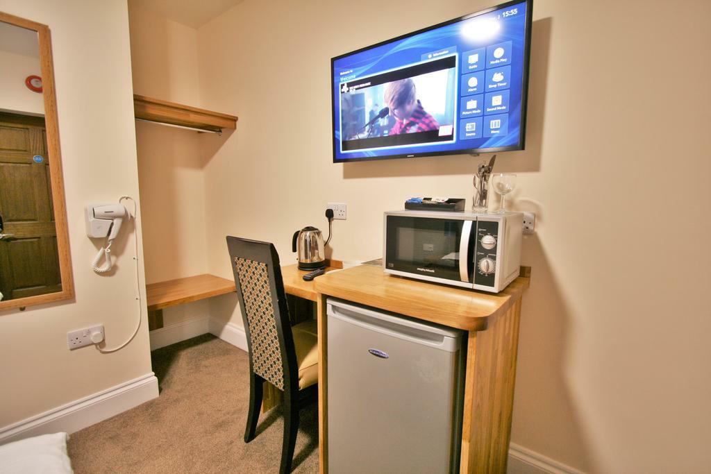 New County Hotel & Serviced Apartments By Roomsbooked Gloucester Rom bilde